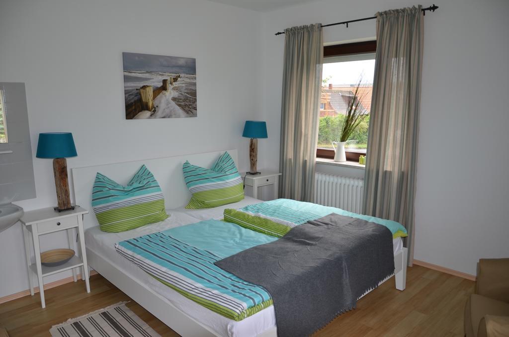 Hotel & Ferienunterkuenfte Hus Seeblick Fehmarn Rom bilde
