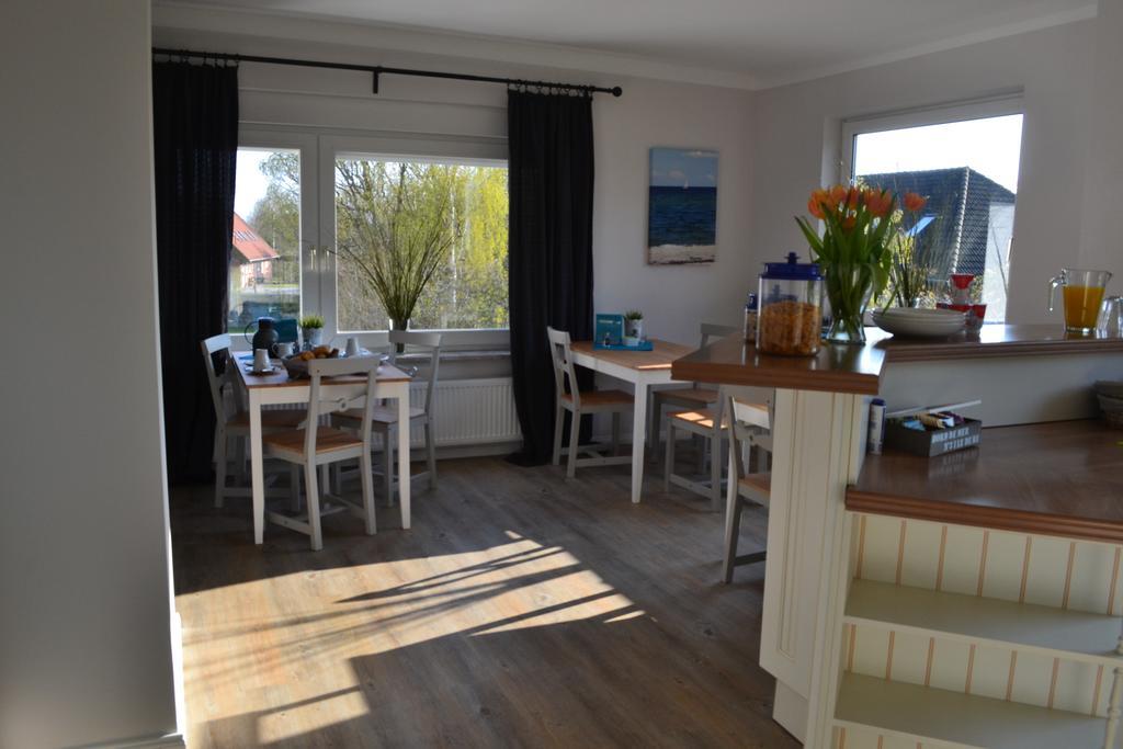 Hotel & Ferienunterkuenfte Hus Seeblick Fehmarn Eksteriør bilde